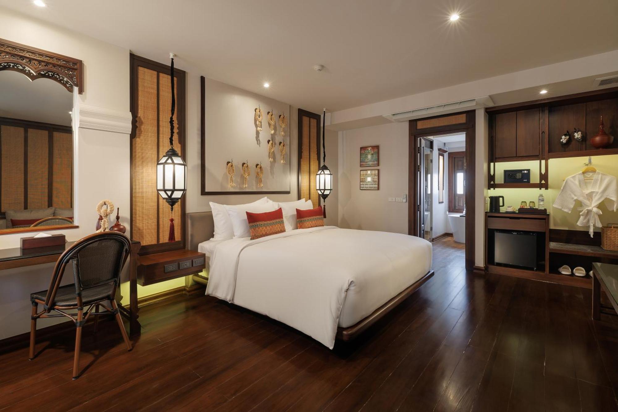 Akira Thaphae Hotel Chiang Mai Esterno foto